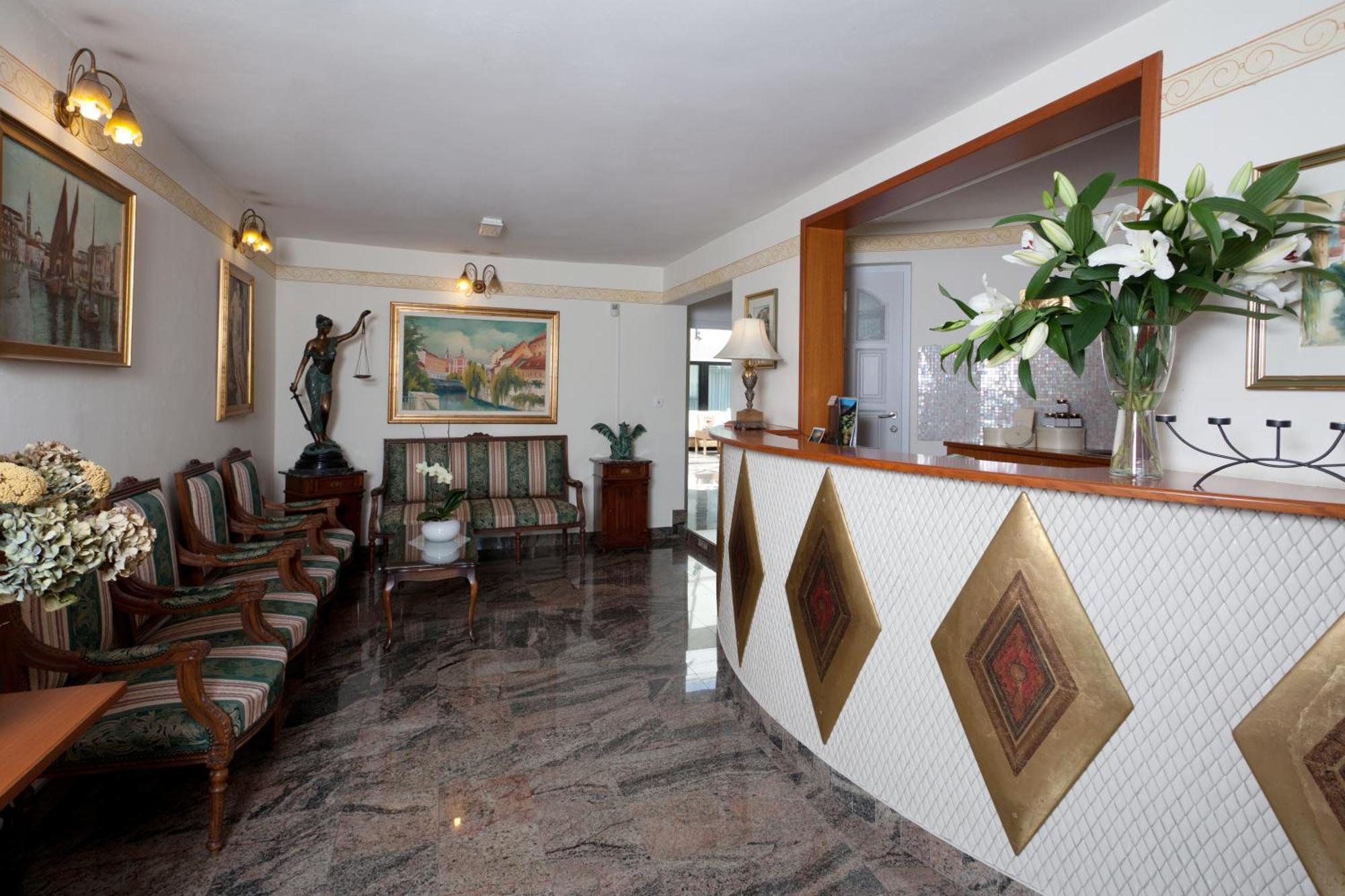 Aparthotel Vila Minka Liubliana Exterior foto